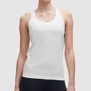 Lululemon Swiftly Tech Racerback Tank Top 2.0
* Hip Length